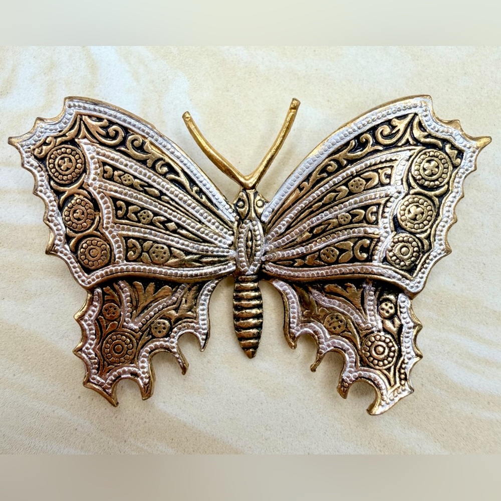 🦋VTG Spanish Damascene Butterfly Brooch, Stamped Spain, 2” x 1.5”, VG Condition